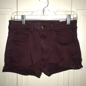 American Eagle Burgandy Shorts in Size 6